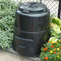 earthmachinecompostbin-1